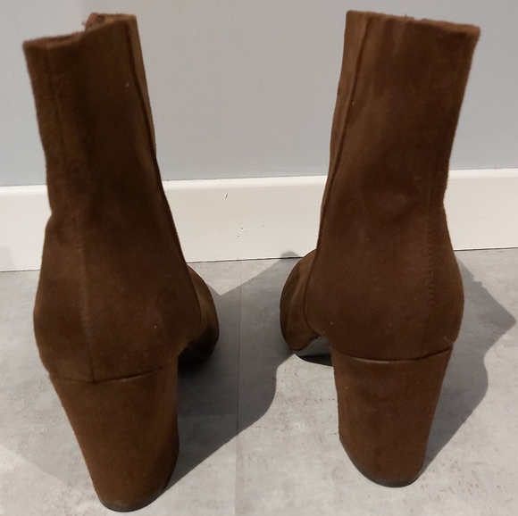 Cute brown boots - Picture 2 of 3